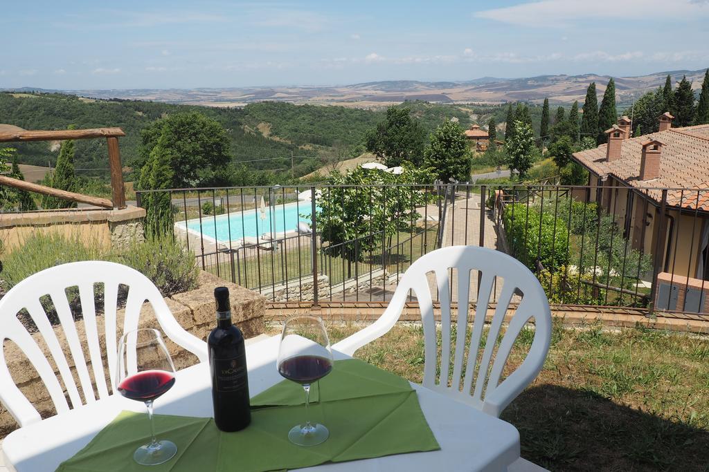 ContignanoFinestra Della Val D'Orciaアパートメント 部屋 写真